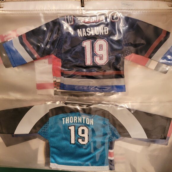 Lot of 24 2006-2008 Upper Deck NHL Mini Jersey's 4" X 9" NESH STAAL VANEK & more - Picture 6 of 16